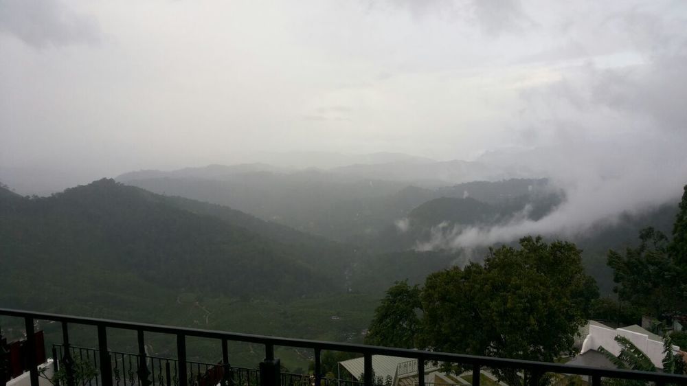 Fragrant Nature Munnar - A Five Star Classified Hotel Exterior photo